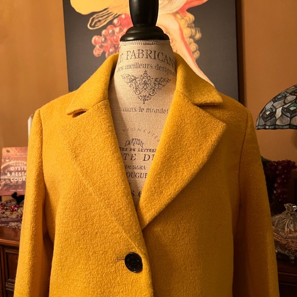 Sam Edelman “mustard yellow” lined wool blend coat. Large. Excellent condition! - Picture 2 of 10